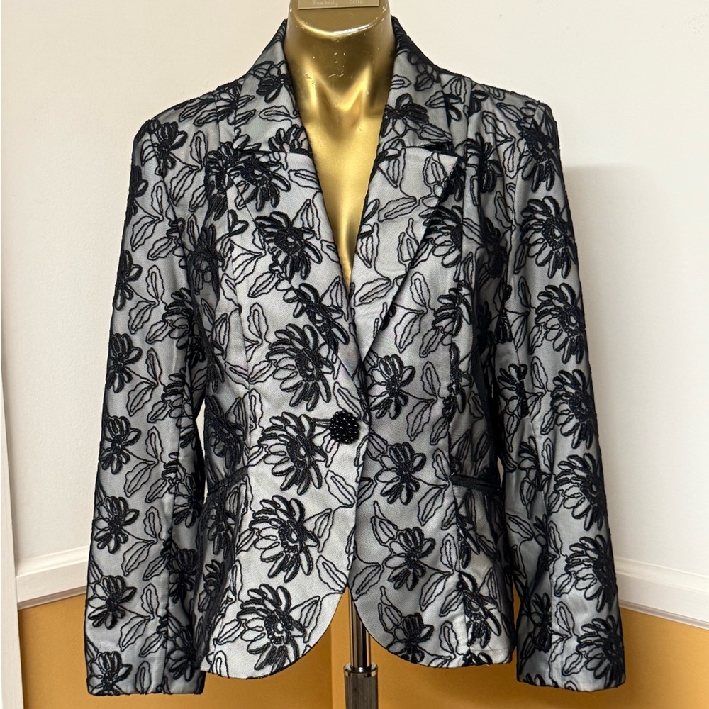 Josephine Chaus size 10 formal Blazer